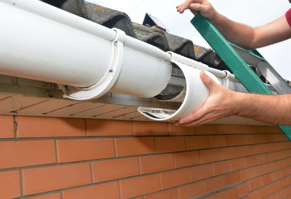Gutter Maintenance in Cornelius