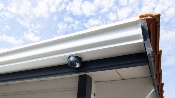 Seamless Gutters Installation in Cornelius