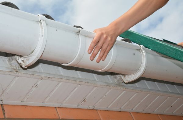 Gutter Reattachment in Cornelius